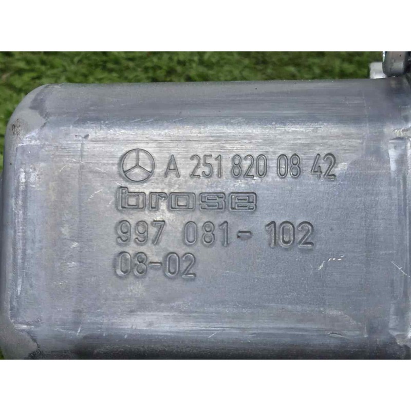 Recambio de motor elevalunas delantero derecho para mercedes-benz clase r (w251) 3.0 cdi cat referencia OEM IAM A2518200842-9970