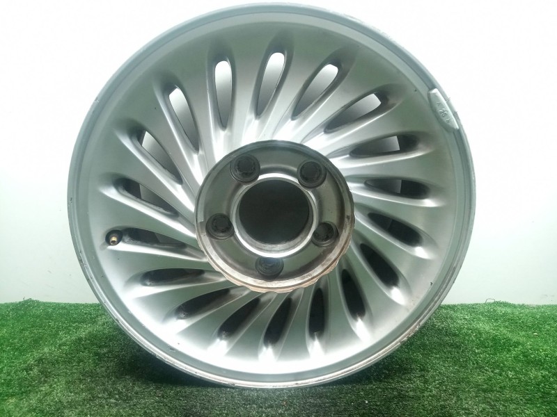Recambio de llanta para ssangyong rodius 2.7 turbodiesel cat referencia OEM IAM 4173021200 16´´PULGADAS LLANTAS - LLANTA