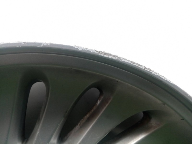 Recambio de llanta para ssangyong rodius 2.7 turbodiesel cat referencia OEM IAM 4173021200 16´´PULGADAS LLANTAS - LLANTA