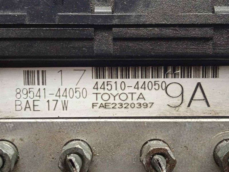 Recambio de abs para toyota avensis verso (m20) 2.0 16v vvt-i referencia OEM IAM 4451044050-8954144050  