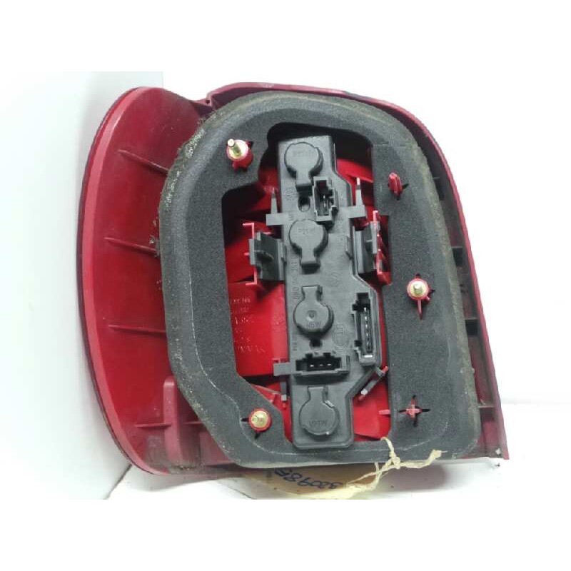 Recambio de piloto trasero derecho para volkswagen polo berlina (6n2) 1.0 referencia OEM IAM  00-02 