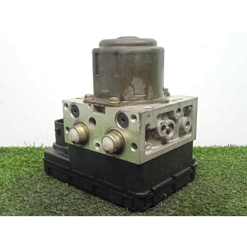 Recambio de abs para toyota avensis verso (m20) 2.0 16v vvt-i referencia OEM IAM 4451044050-8954144050  