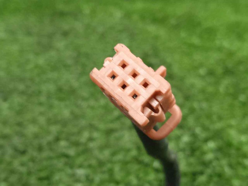 Recambio de antena para peugeot 1007 1.4 hdi referencia OEM IAM 9652781780  