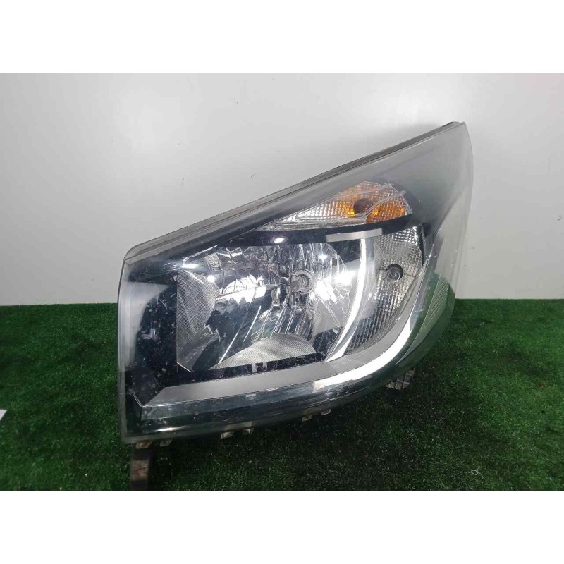 Recambio de faro izquierdo para renault trafic combi 1.6 dci diesel referencia OEM IAM 1EE01141021-260605173R  HALOGENO