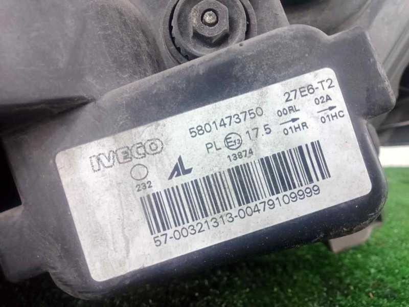 Recambio de faro izquierdo para iveco daily furgón 2.3 diesel cat referencia OEM IAM 5801473750 14-19 