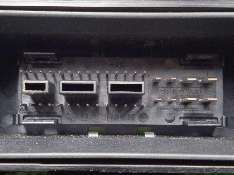 Recambio de cuadro instrumentos para seat leon (1p1) 1.9 tdi referencia OEM IAM 1P0920823G-110080280027  