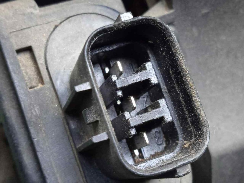 Recambio de faro izquierdo para mazda 5 berl. (cr) 2.0 turbodiesel cat referencia OEM IAM SINREFERENCIA  