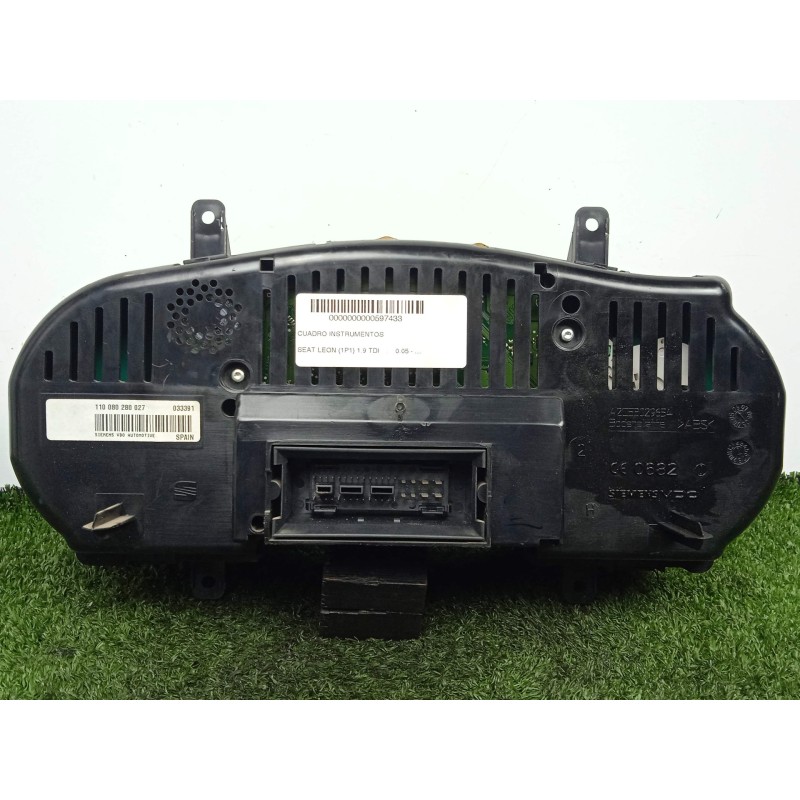 Recambio de cuadro instrumentos para seat leon (1p1) 1.9 tdi referencia OEM IAM 1P0920823G-110080280027  