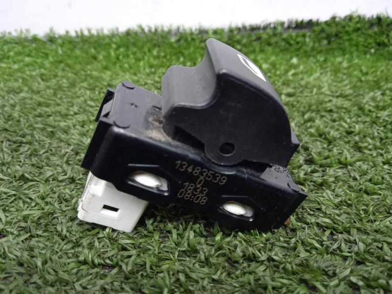 Recambio de mando elevalunas delantero derecho para opel crossland x 1.2 referencia OEM IAM 13483539 4.PINES 