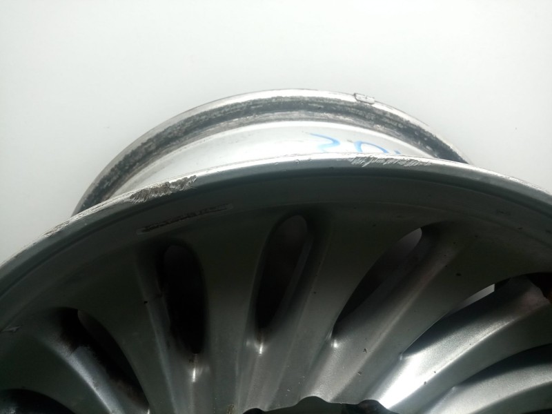 Recambio de llanta para ssangyong rodius 2.7 turbodiesel cat referencia OEM IAM 4173021200 16´´PULGADAS LLANTAS - LLANTA