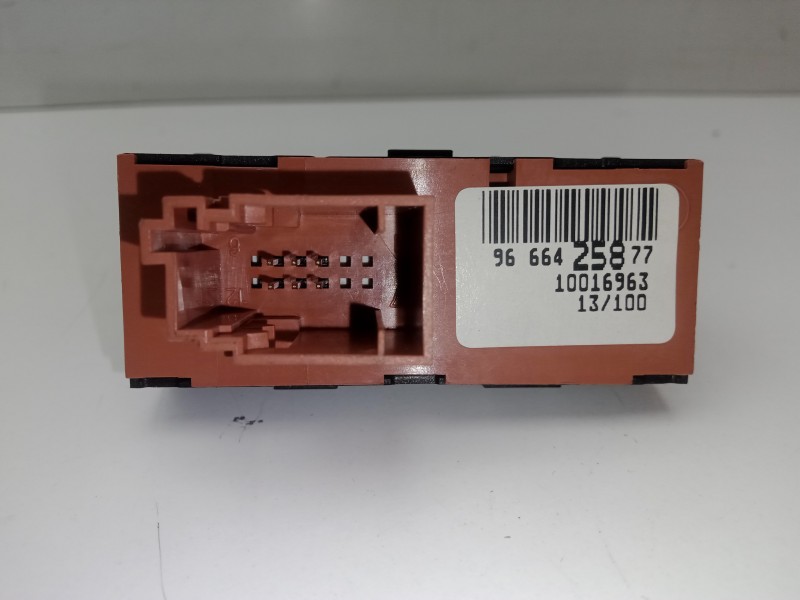 Recambio de mando multifuncion para citroën c4 lim. 1.6 blue-hdi fap referencia OEM IAM 9666425877  