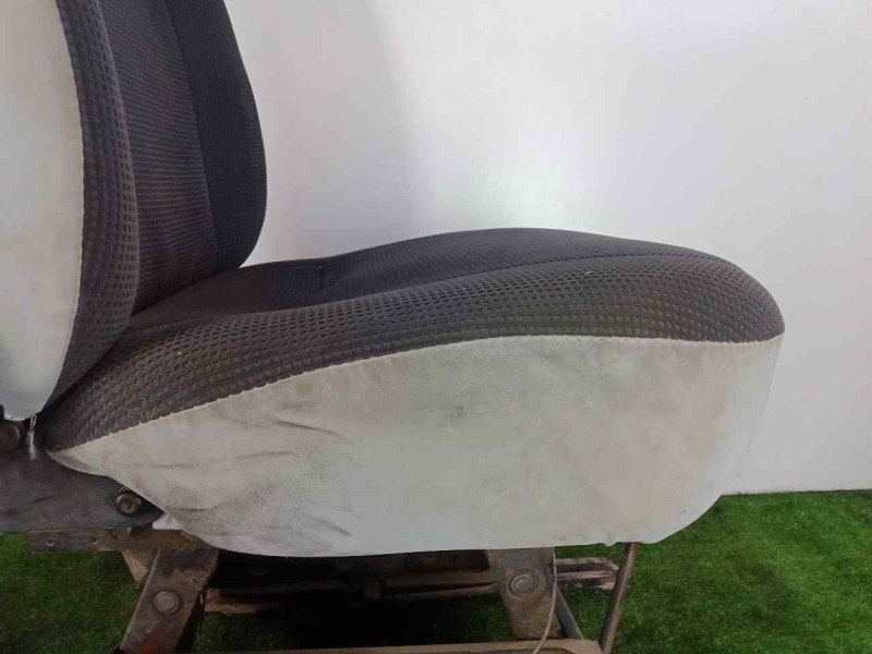 Recambio de asiento delantero izquierdo para ford transit, caja abierta 1995 2.5 diesel referencia OEM IAM  TELA 
