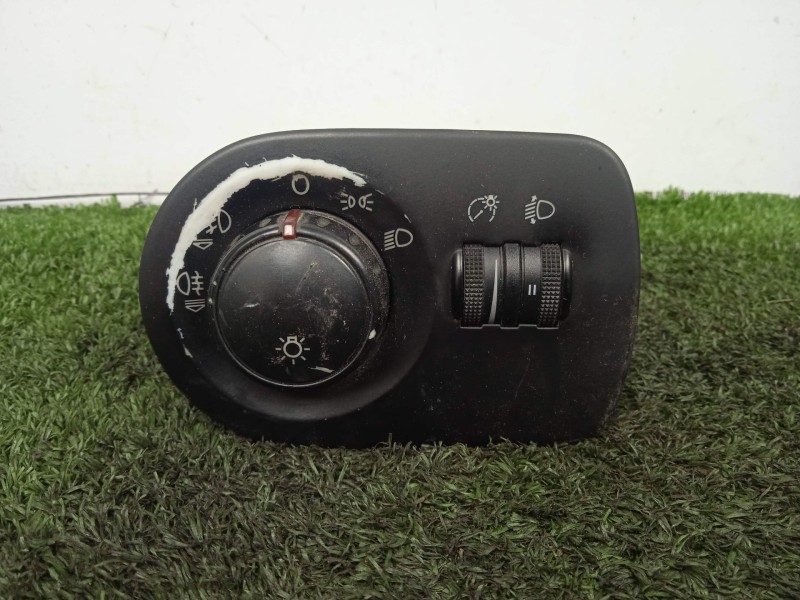 Recambio de interruptor luces para seat leon (1p1) 1.9 tdi referencia OEM IAM 1P1941431B 2.ANTINIEBLAS 