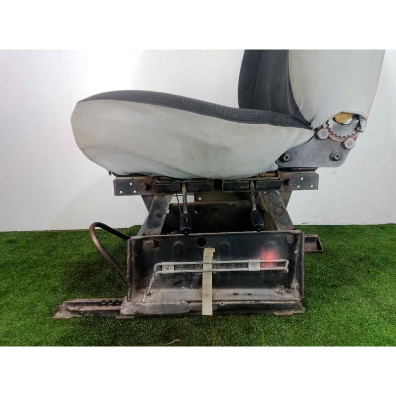 Recambio de asiento delantero izquierdo para ford transit, caja abierta 1995 2.5 diesel referencia OEM IAM  TELA 