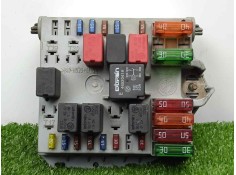 Recambio de caja reles / fusibles para alfa romeo 147 (190) 1.6 16v cat referencia OEM IAM 51742419  