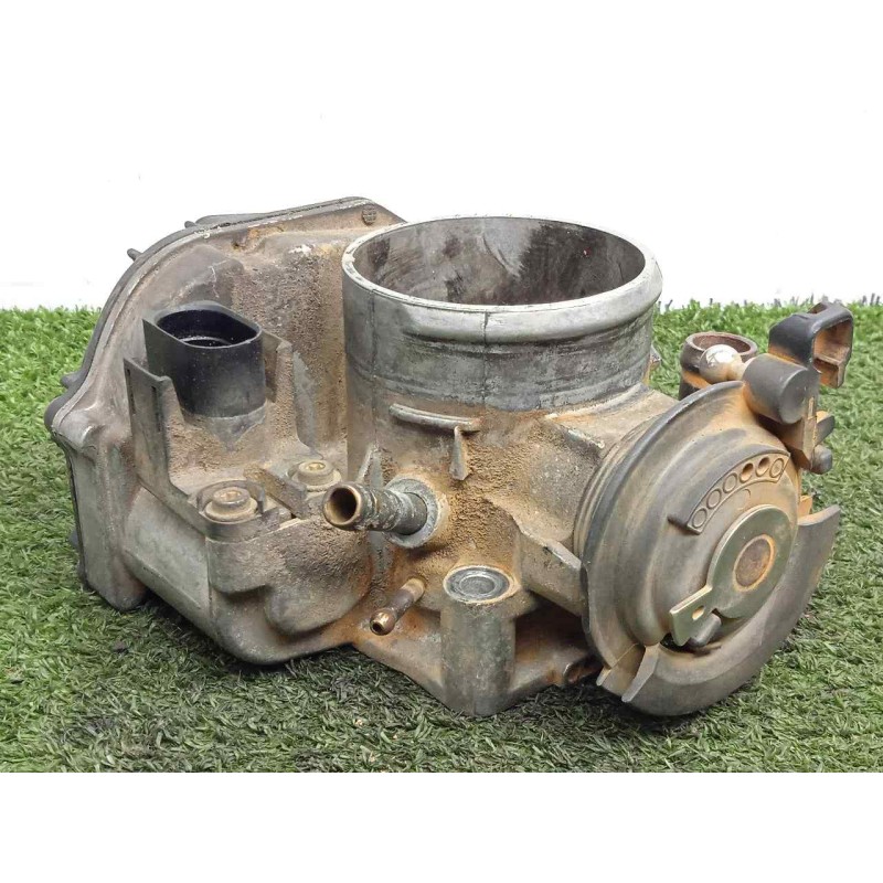 Recambio de caja mariposa para volkswagen passat berlina (3b2) 1.6 referencia OEM IAM 058133063H  