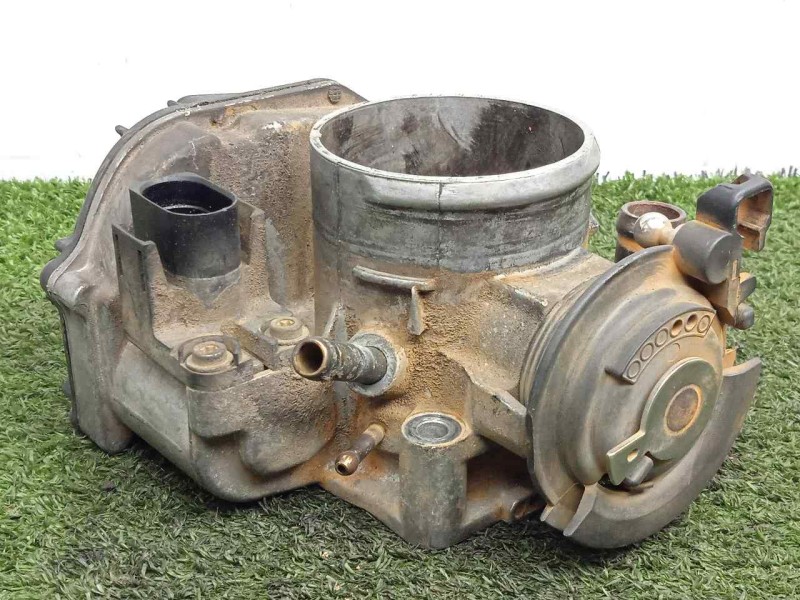 Recambio de caja mariposa para volkswagen passat berlina (3b2) 1.6 referencia OEM IAM 058133063H  