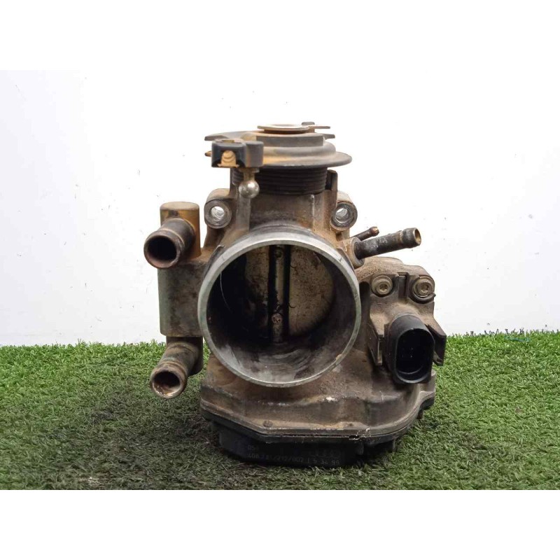 Recambio de caja mariposa para volkswagen passat berlina (3b2) 1.6 referencia OEM IAM 058133063H  