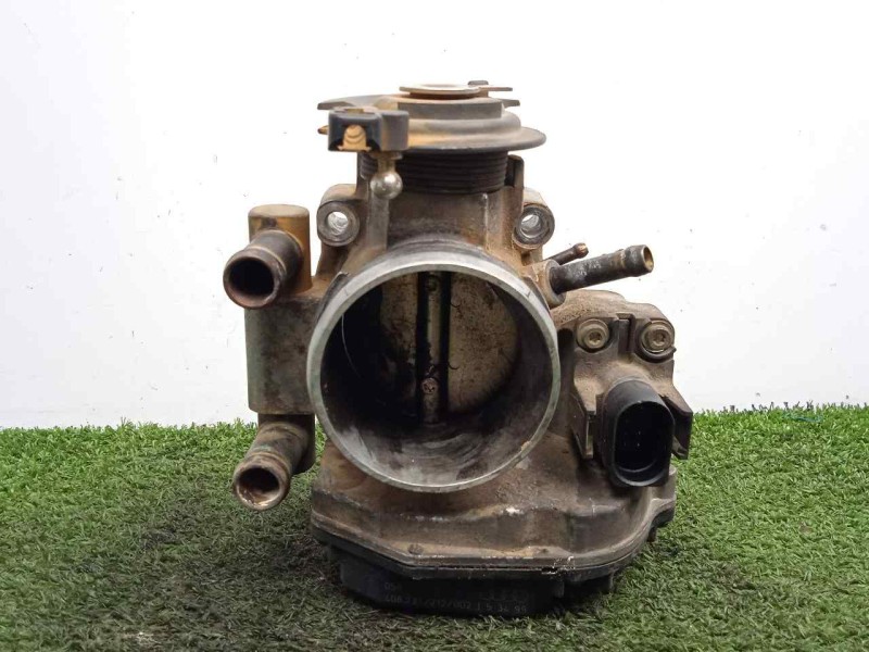 Recambio de caja mariposa para volkswagen passat berlina (3b2) 1.6 referencia OEM IAM 058133063H  