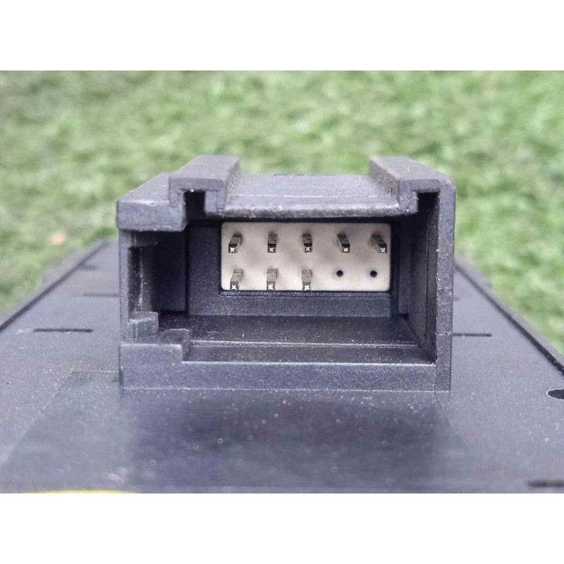 Recambio de mando elevalunas delantero izquierdo para audi a4 berlina (8e) 1.9 tdi referencia OEM IAM 8Z0959851D 4.BOTONES 