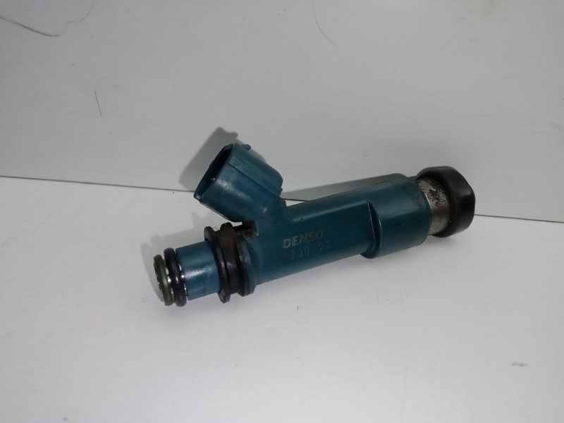 Recambio de inyector para mazda 2 lim. (de) 1.3 16v cat referencia OEM IAM 73031-2975000460-7JQ11  