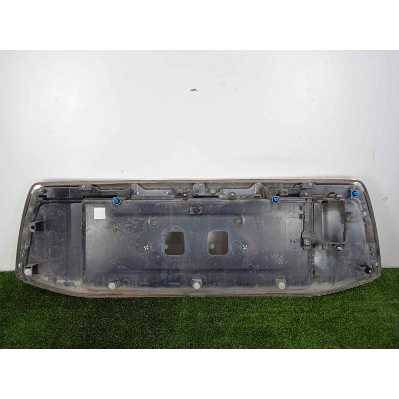 Recambio de moldura para toyota land cruiser (j15) 3.0 turbodiesel cat referencia OEM IAM 7681160902A1-7681160904A1 PORTON 
