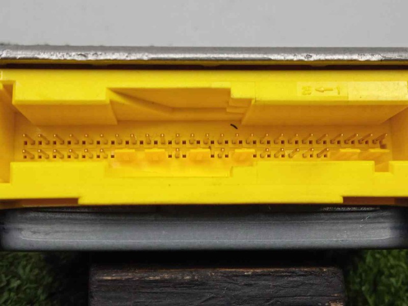 Recambio de centralita airbag para mitsubishi colt cabrio czc 1.5 cat referencia OEM IAM 0285001936-9807870010  