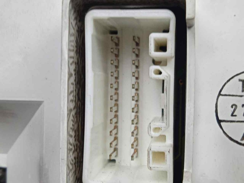 Recambio de cuadro instrumentos para mitsubishi colt cabrio czc 1.5 cat referencia OEM IAM MR951770 CON.TARA 