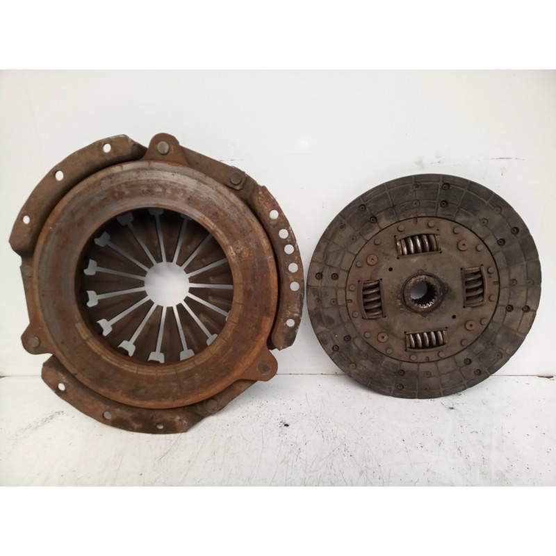 Recambio de kit embrague para toyota land cruiser (j9) 3.0 turbodiesel referencia OEM IAM Y60170  1KZ