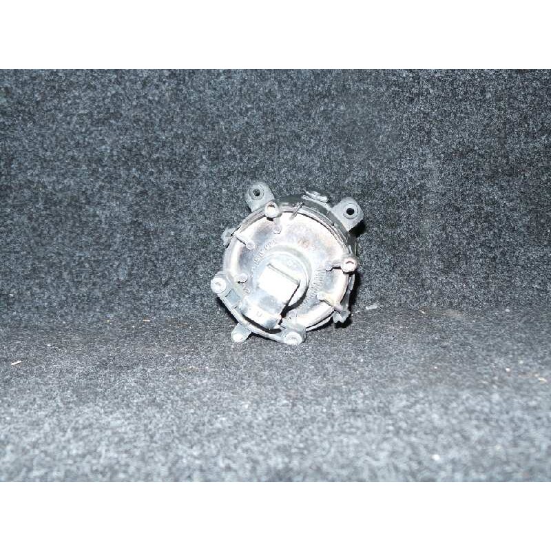 Recambio de faro antiniebla izquierdo para ford mondeo berlina (ge) 2.0 16v di td cat referencia OEM IAM  REDONDO 