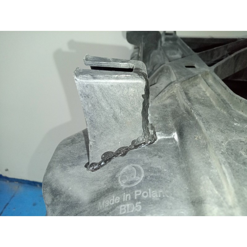 Recambio de panel frontal para skoda fabia combi 1.4 tdi dpf referencia OEM IAM 6V0805588G PARTIDO ABAJO 