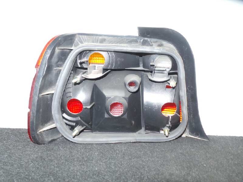 Recambio de piloto trasero derecho para bmw serie 3 compacto (e36) 1.6 cat referencia OEM IAM  COMPACT AMBAR