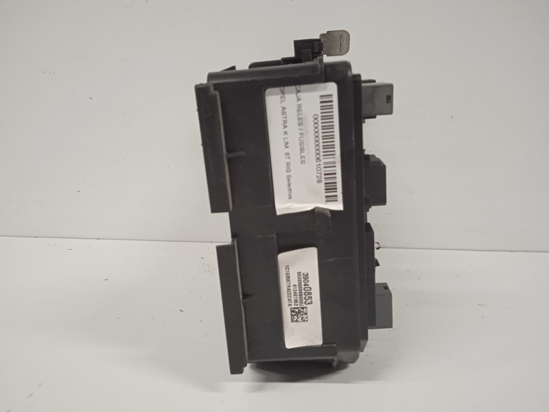 Recambio de caja reles / fusibles para opel astra k lim. 5türig selective referencia OEM IAM 39040853-8639800000000U-812461952  