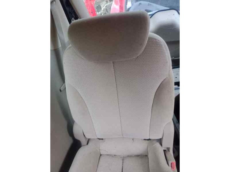 Recambio de asientos tercera fila para kia carnival 2.9 crdi cat referencia OEM IAM  TRASERO.DERECHO TELA
