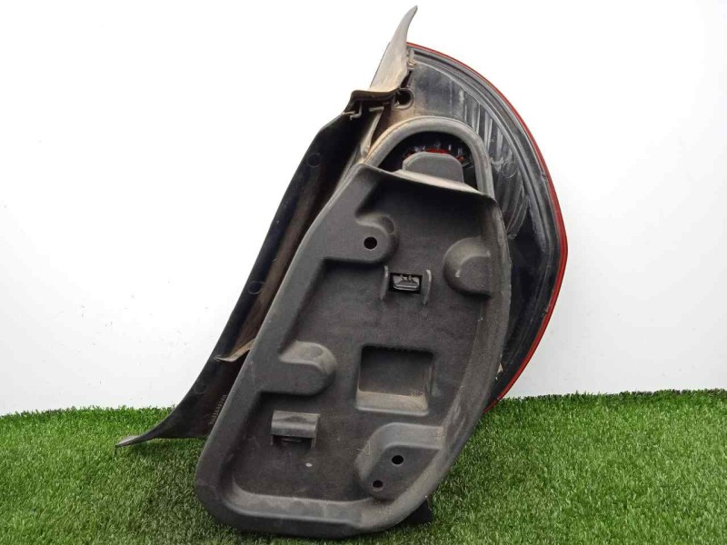 Recambio de piloto trasero izquierdo para citroën c5 berlina 2.0 hdi referencia OEM IAM  00-05 