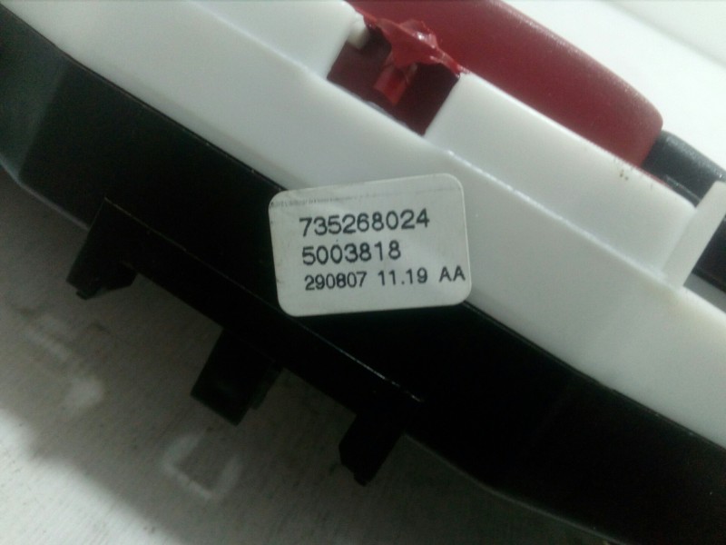 Recambio de warning para fiat punto berlina (188) 1.2 cat referencia OEM IAM 0735268024-5003818 SIN USAR 