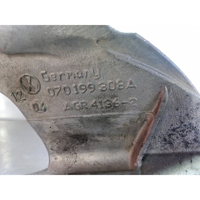 Recambio de soporte motor para volkswagen touareg (7la) 2.5 tdi referencia OEM IAM 070199308A  