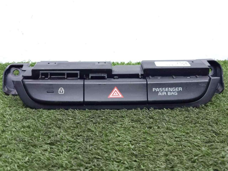 Recambio de warning para kia ceed 1.0 tgdi cat referencia OEM IAM 93600J7000WK  