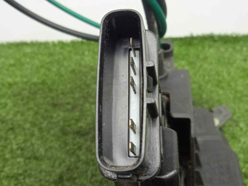 Recambio de cerradura puerta trasera izquierda para kia magentis 2.0 crdi referencia OEM IAM 814102G010 5.PINES 