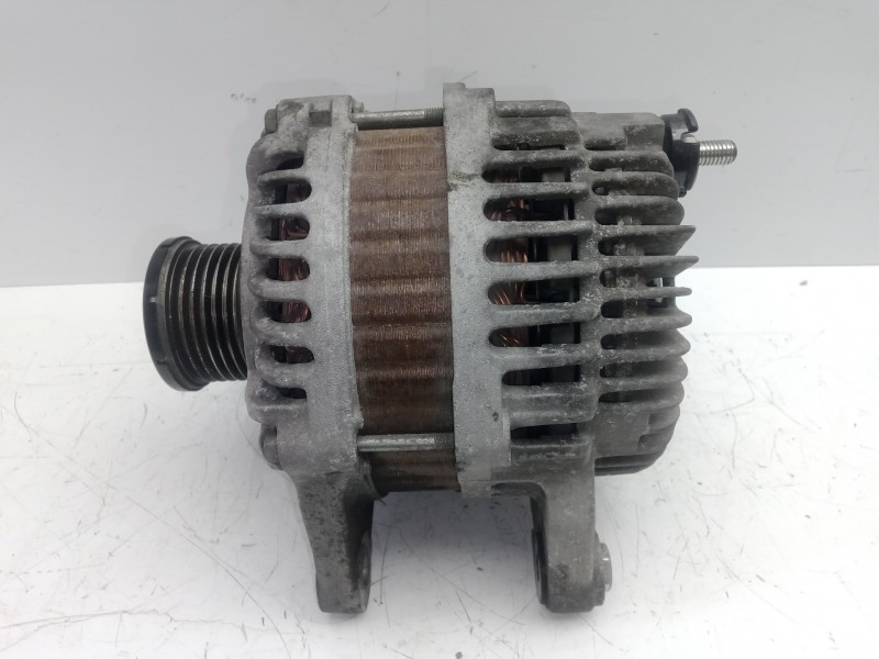 Recambio de alternador para nissan qashqai (j10) 2.0 16v cat referencia OEM IAM 23100JD200-A2TJ0281ZE  