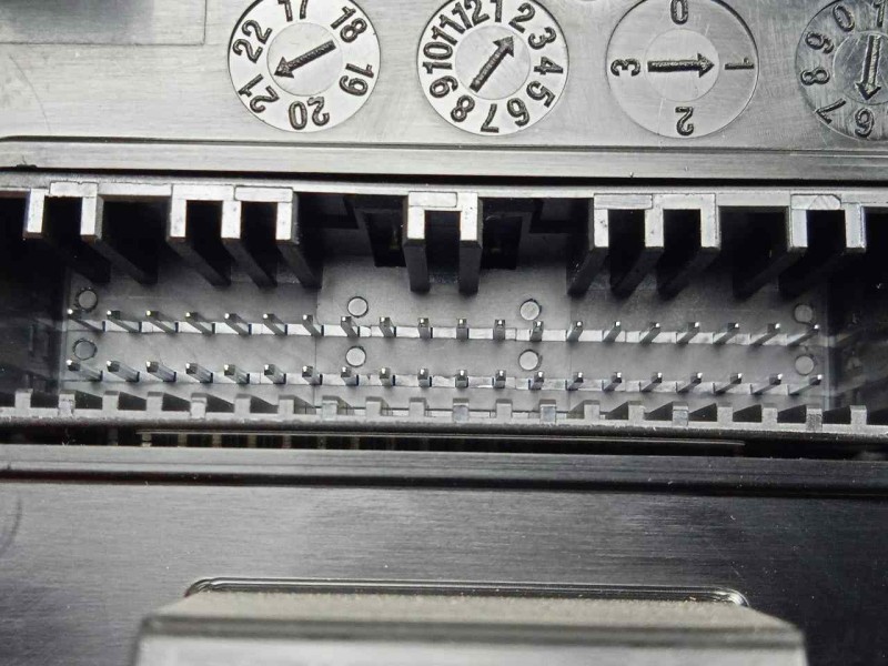 Recambio de mando climatizador para kia ceed 1.0 tgdi cat referencia OEM IAM 97250J7202  