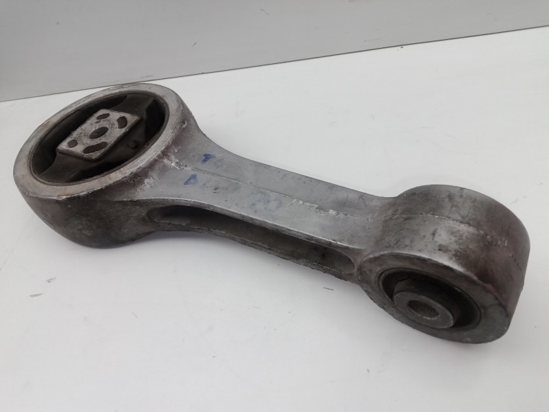 Recambio de soporte motor trasero para volkswagen polo (6r1) 1.4 fsi referencia OEM IAM 6Q0199851AP  