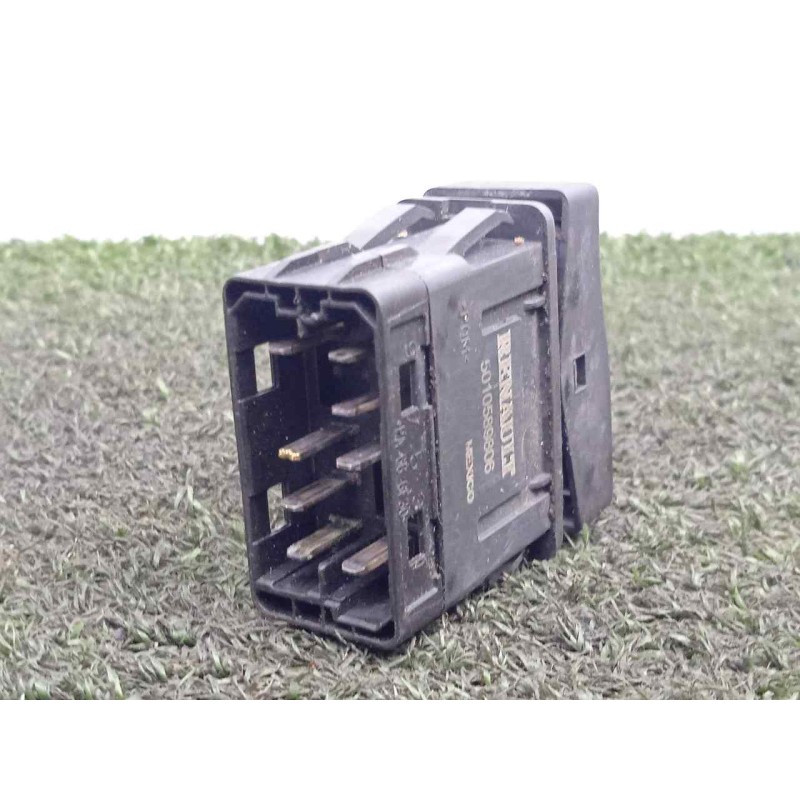 Recambio de mando elevalunas delantero derecho para renault midlum 4.8 diesel referencia OEM IAM 5010589806  