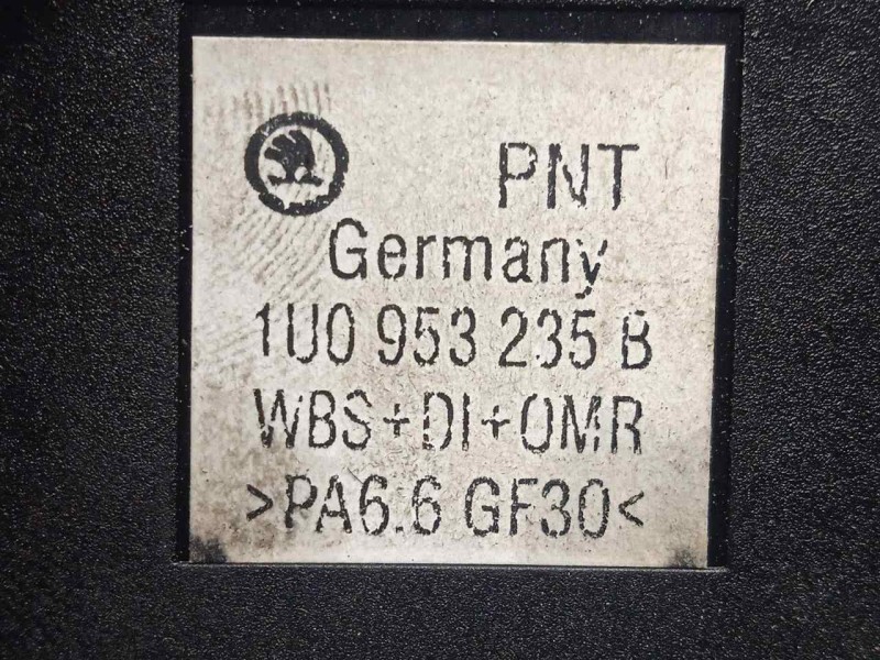 Recambio de warning para skoda octavia berlina (1u2) 1.9 tdi referencia OEM IAM 1U0953235B 7.PINES 