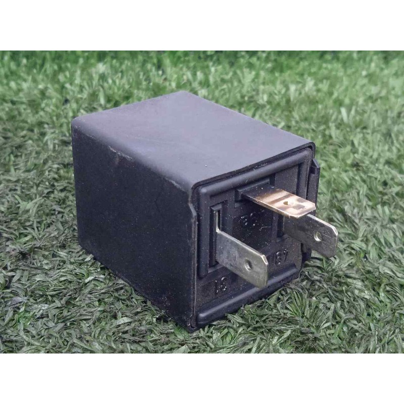 Recambio de rele para bmw serie 3 berlina (e30) 1.6 referencia OEM IAM 61311367001  