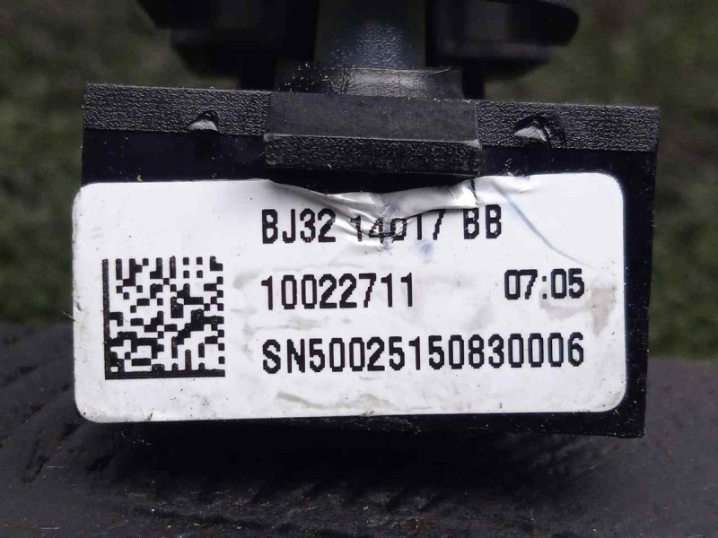 Recambio de interruptor para land rover evoque 2.2 td4 cat referencia OEM IAM BJ3214017BB INTERRUPTOR.CIERRE 