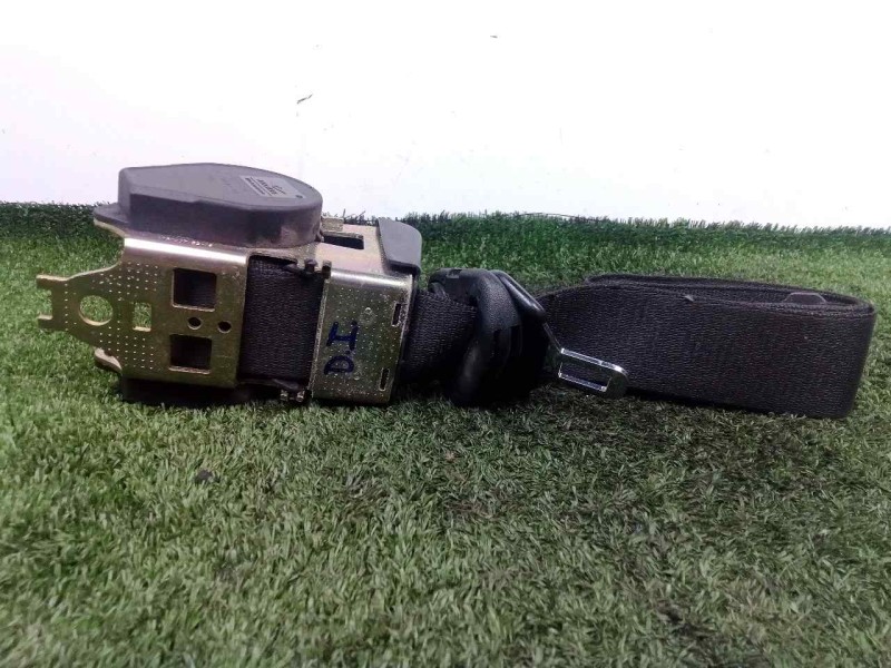Recambio de cinturon seguridad delantero izquierdo para bmw serie 3 berlina (e30) 1.6 referencia OEM IAM 72111972057  