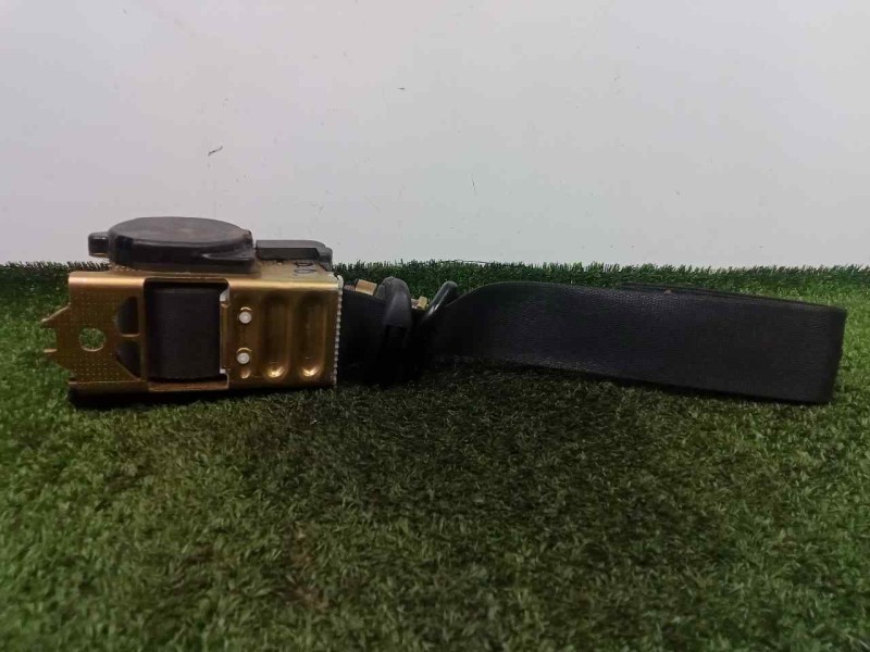 Recambio de cinturon seguridad delantero derecho para bmw serie 3 berlina (e30) 1.6 referencia OEM IAM 72111972058  
