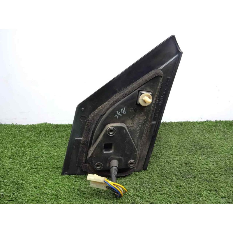 Recambio de retrovisor derecho para mitsubishi santamo (hyundai) 2.0 cat referencia OEM IAM SINREFERENCIA ELECTRICO - 6.PINES AZ
