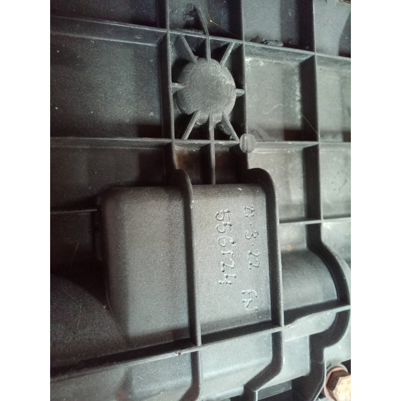 Recambio de caja cambios para renault 5 1.0 referencia OEM IAM 354125-7700520527 4.VELOCIDADES MANUAL